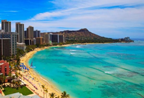 1414- Heart of Waikiki with Kitchen - Free Parking - City View